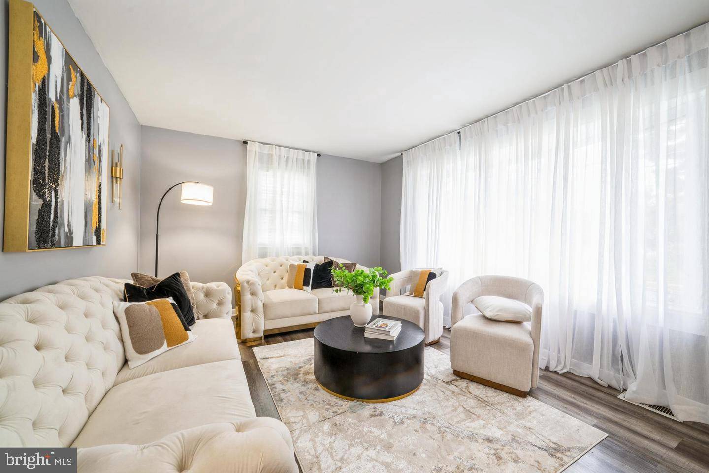 Pennsauken, NJ 08109,5506 WISTERIA AVE