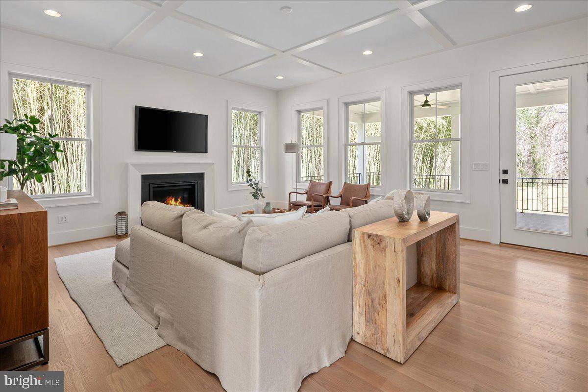 Falls Church, VA 22043,6545 PLACID ST