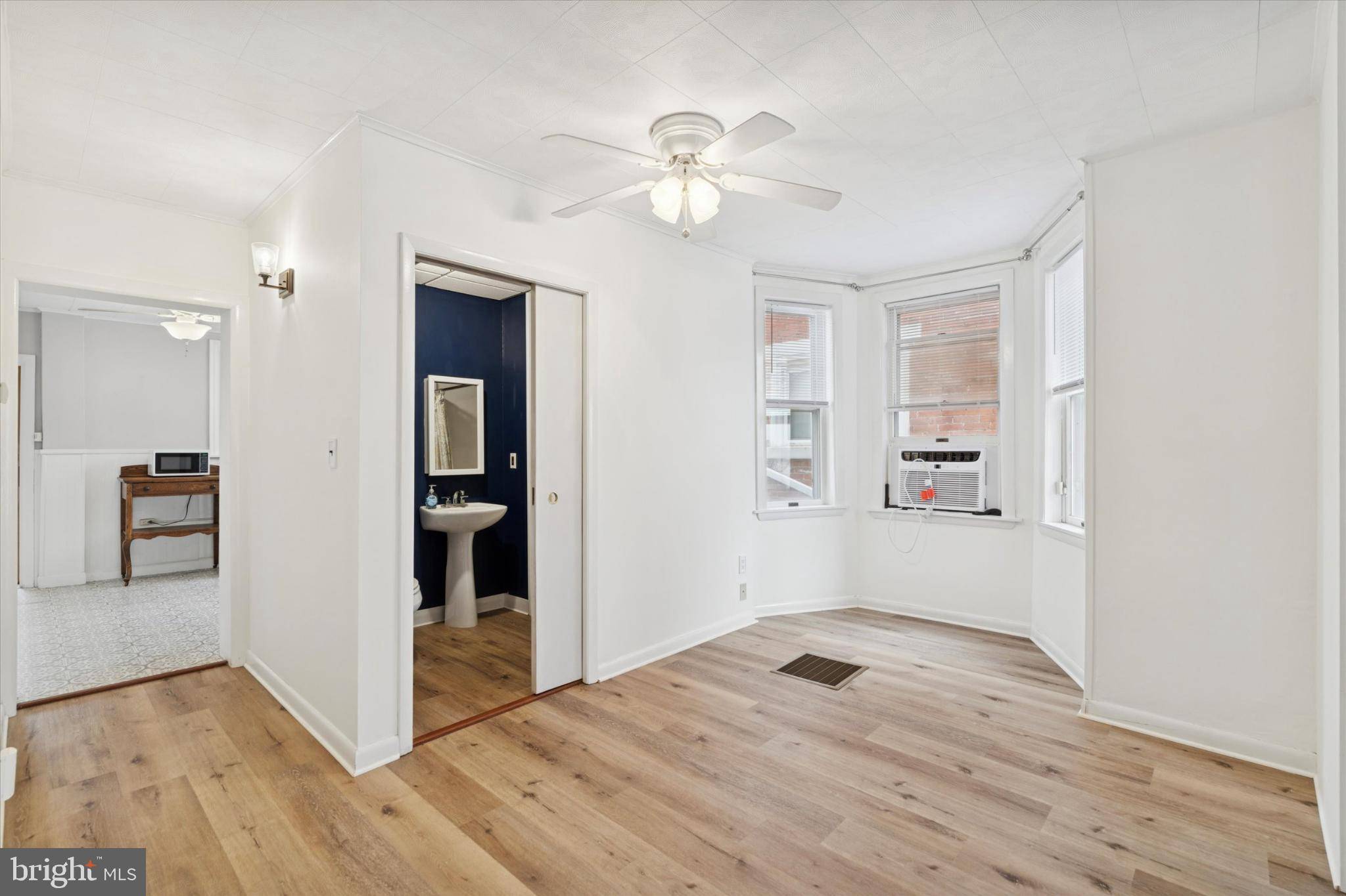 Royersford, PA 19468,429 CHURCH ST