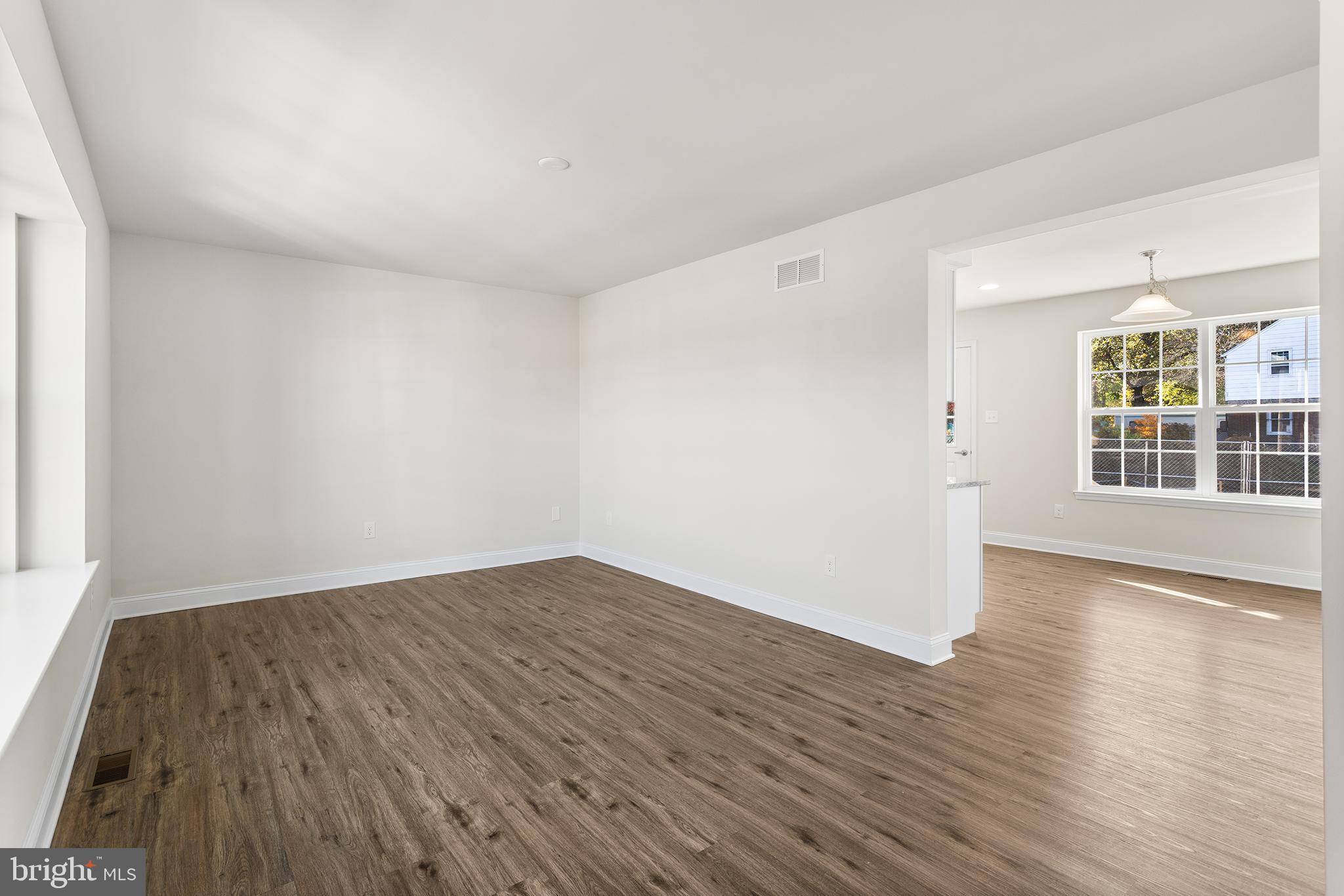 Pennsauken, NJ 08110,6814 WALDORF AVE