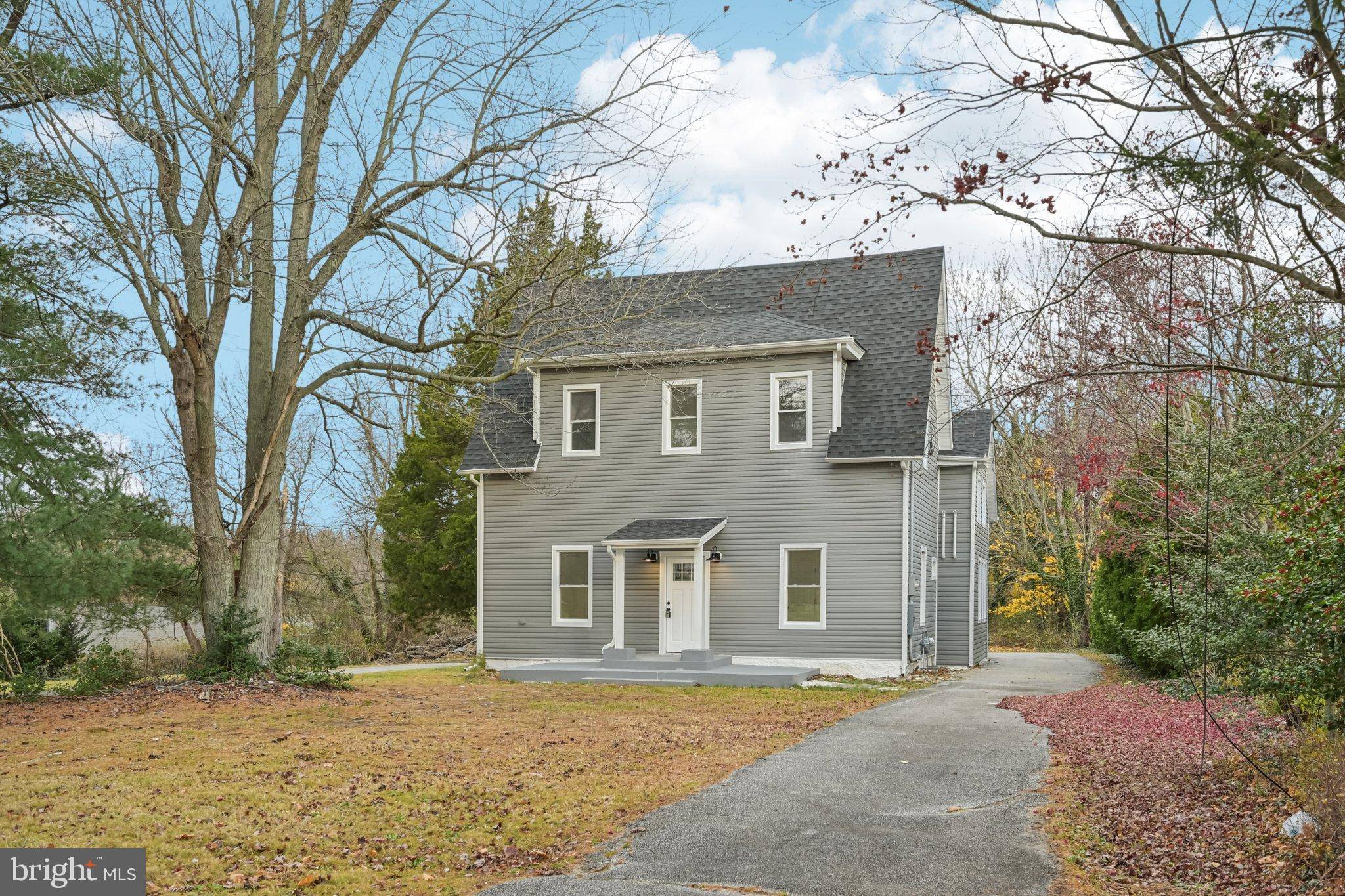 Vineland, NJ 08361,998 E BUTLER AVE