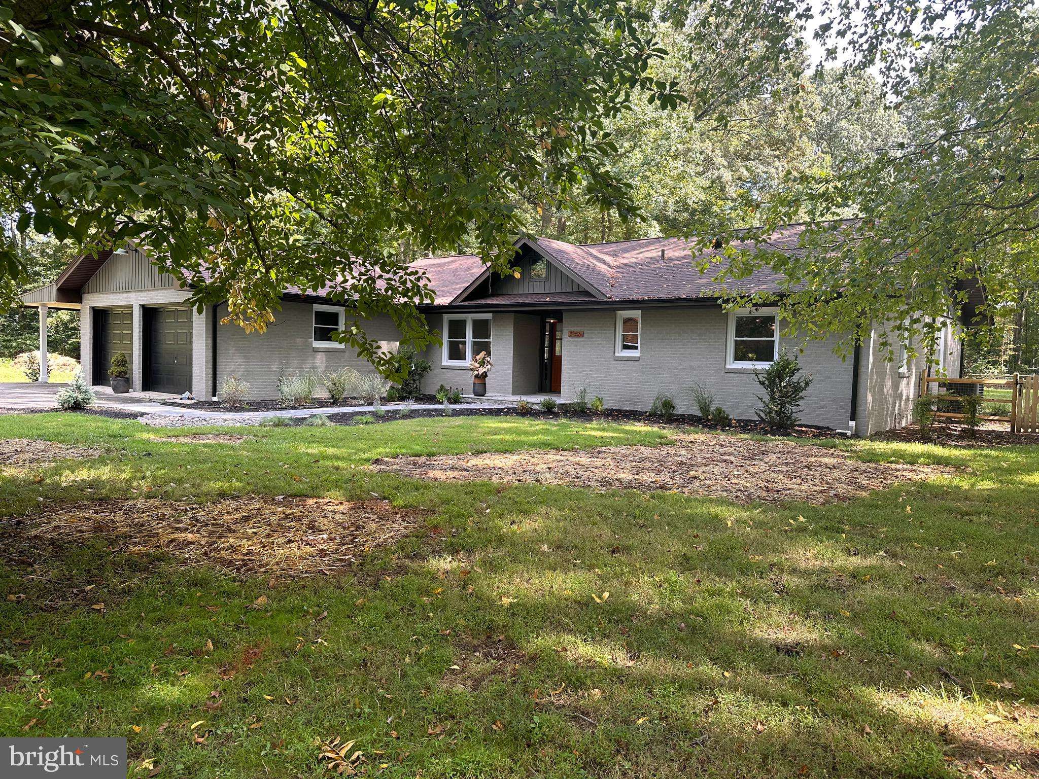 West River, MD 20778,827 LOCUST DR