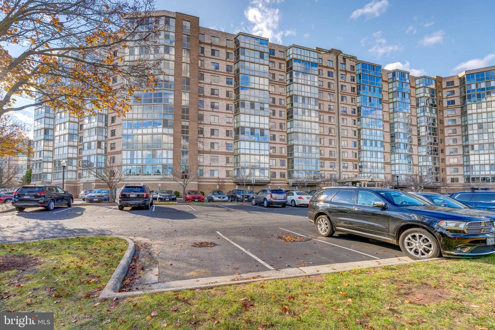 Leesburg, VA 20176,19355 CYPRESS RIDGE TER #1006