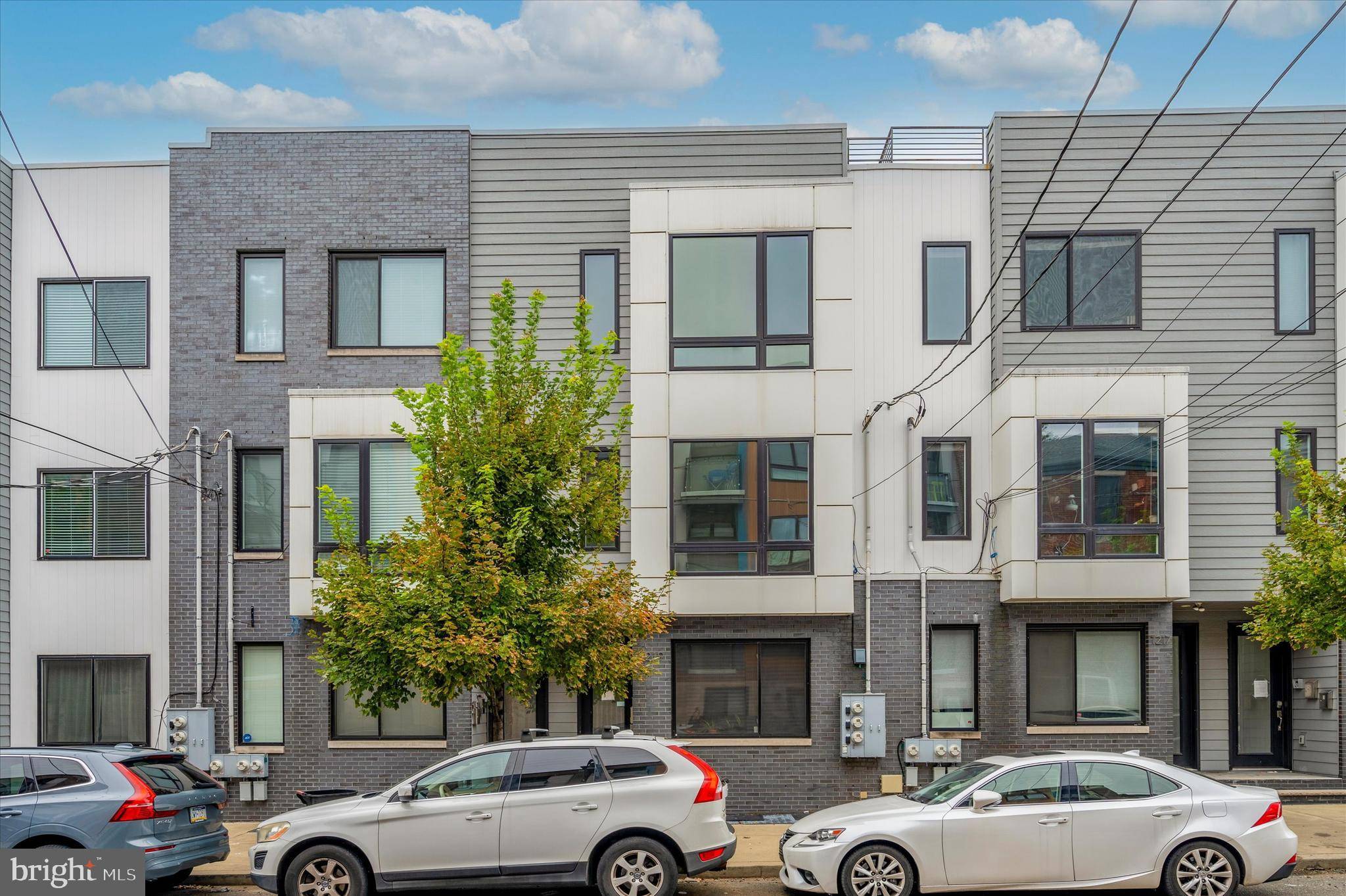 Philadelphia, PA 19122,1219 N 5TH ST #2