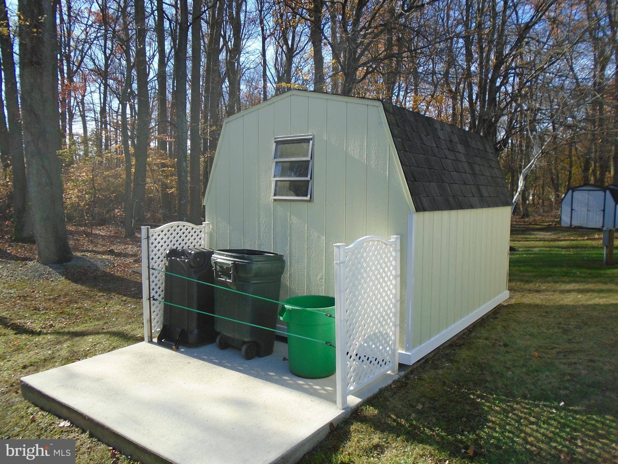 West Deptford, NJ 08066,157 ROBIN DR