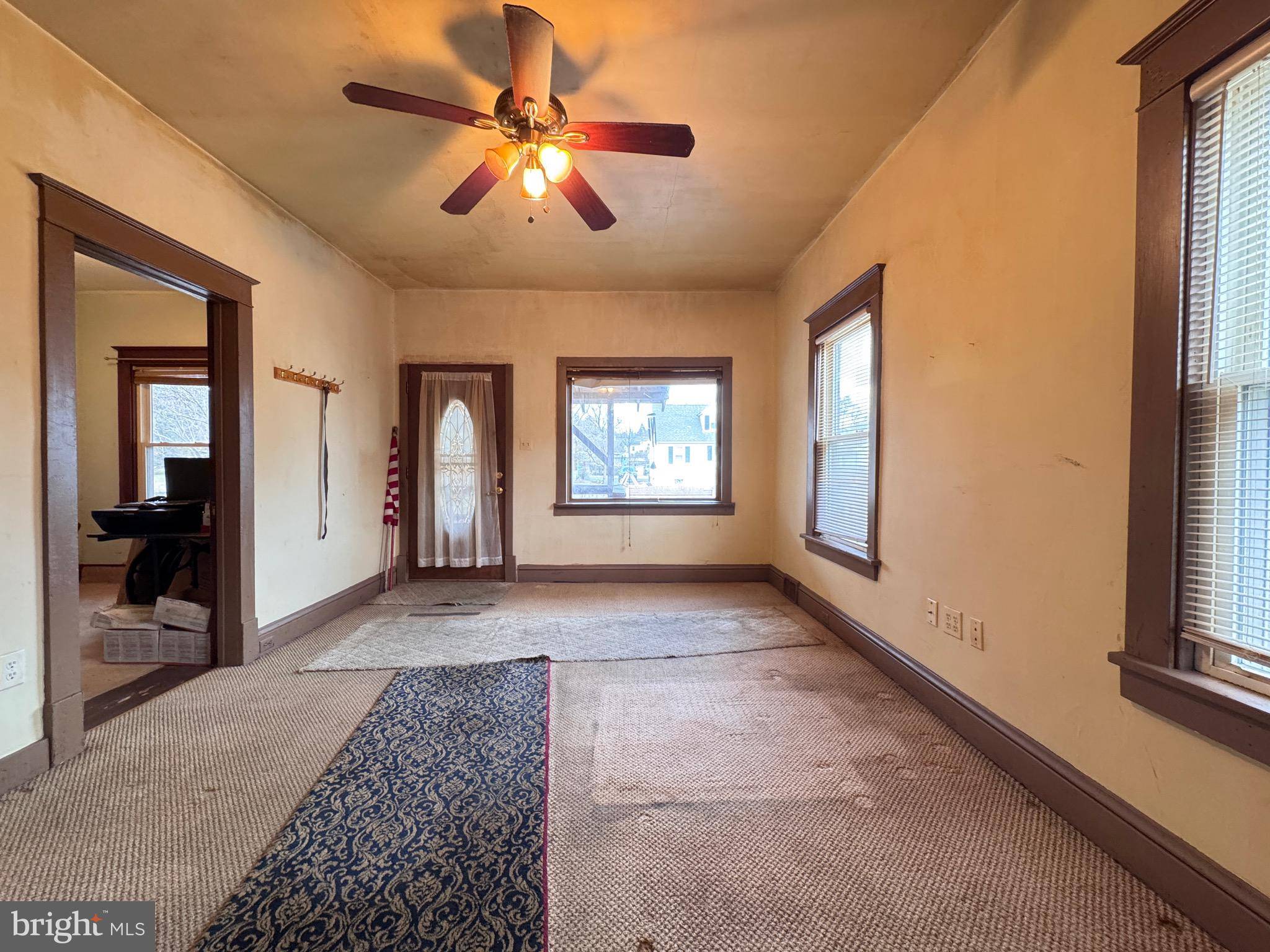 Bethlehem, PA 18018,1615 MARTINS LN