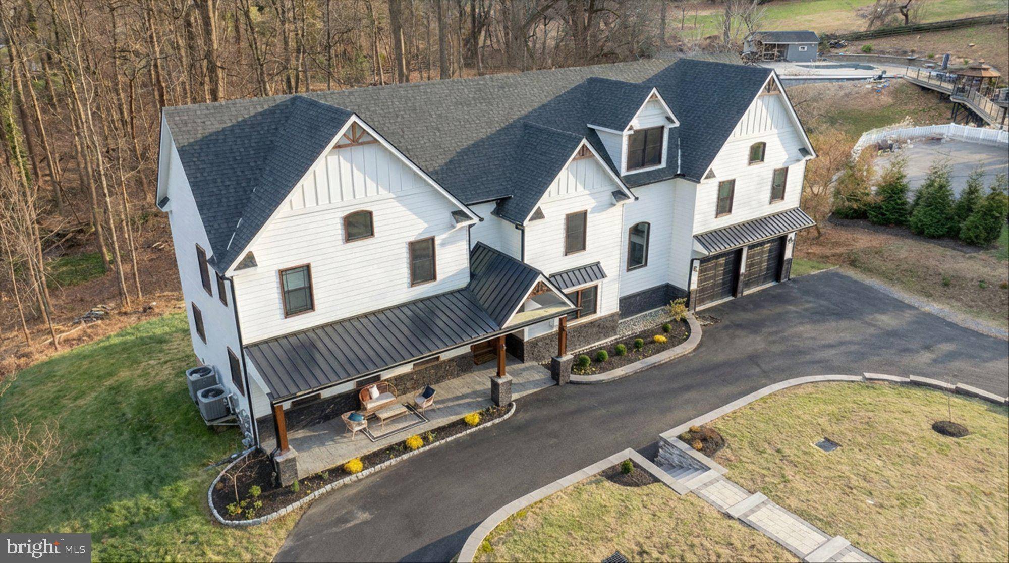 Media, PA 19063,8 CHIPMUNK LN