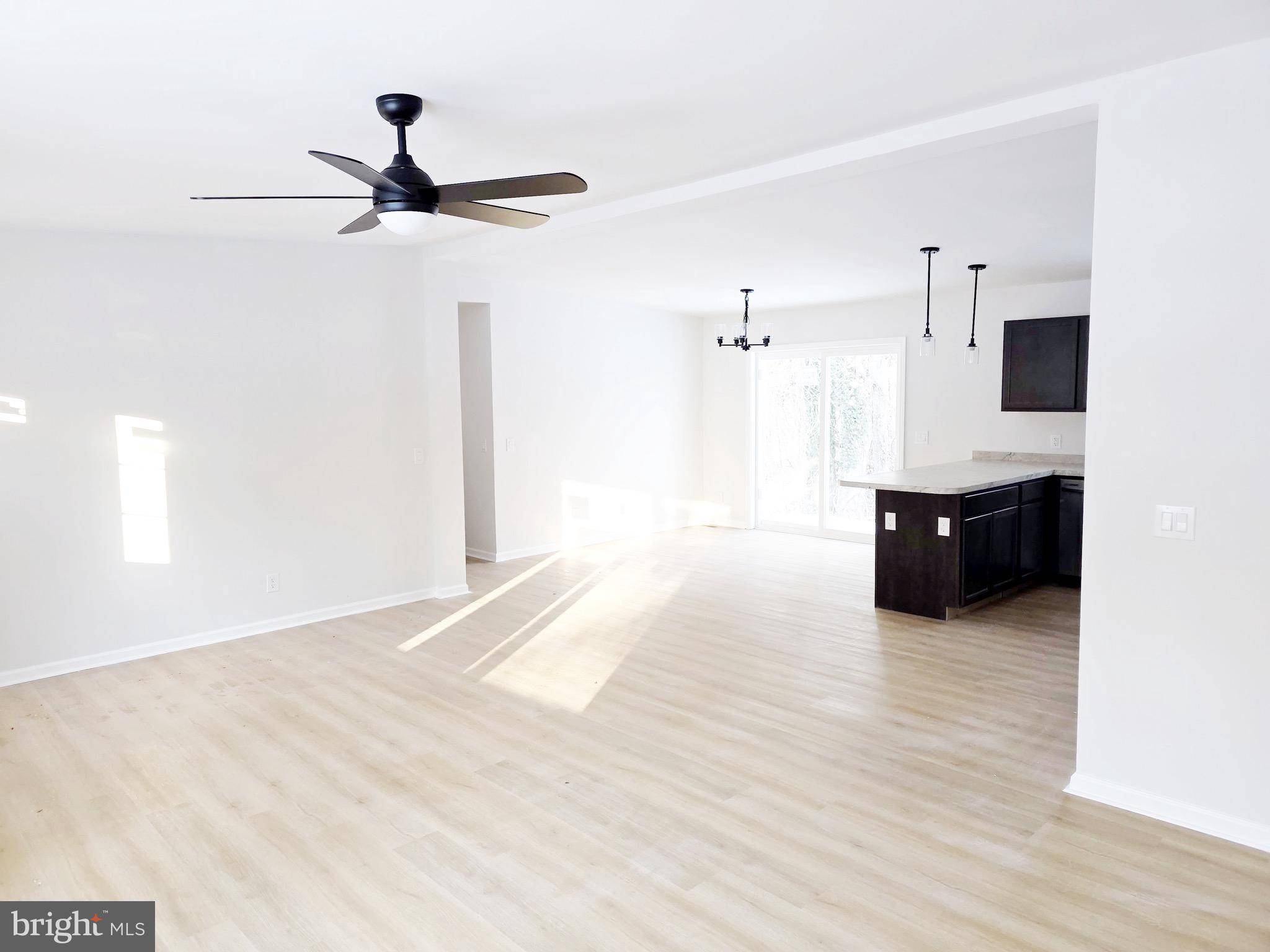 Clementon, NJ 08021,47 HIGHLAND AVE