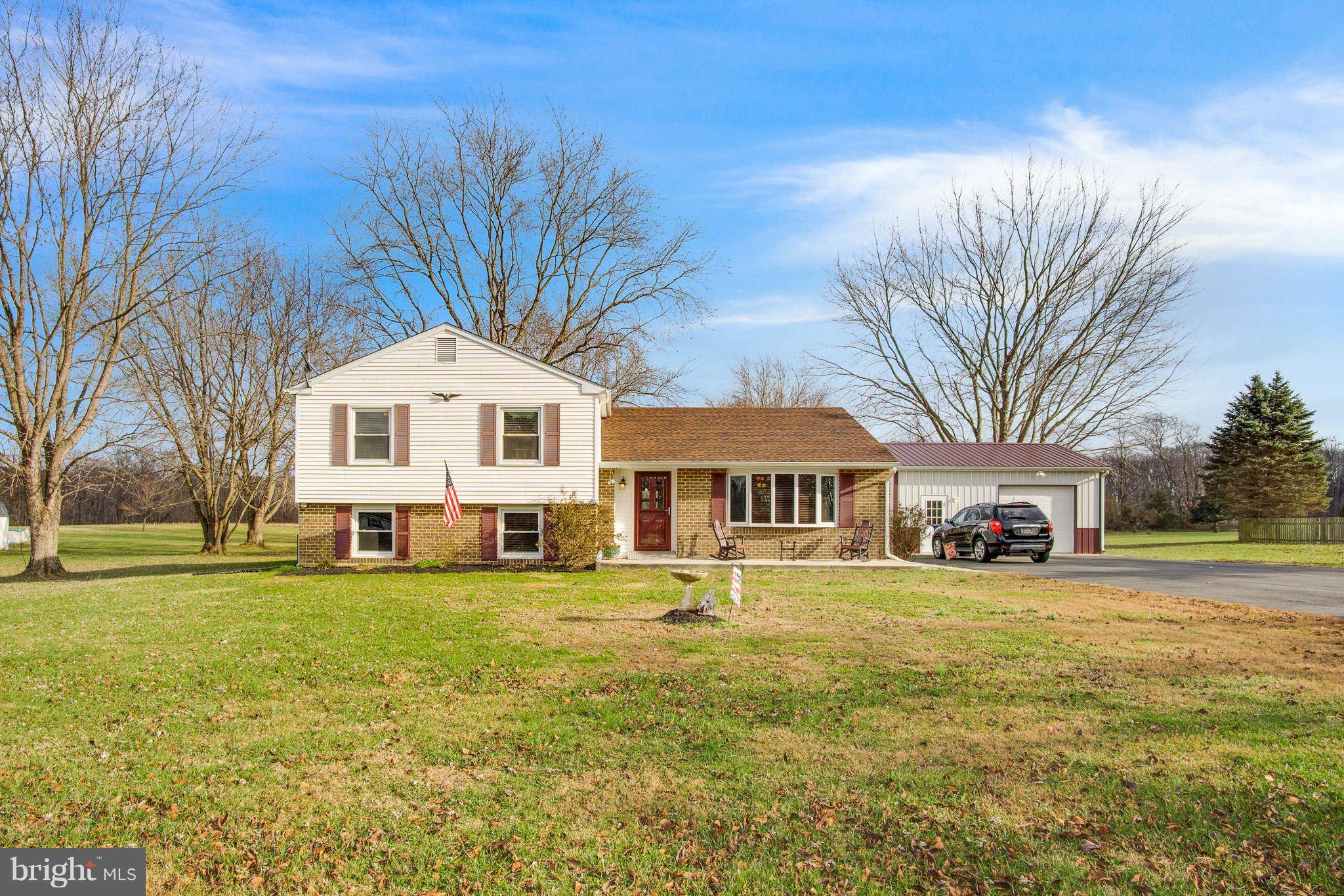 Townsend, DE 19734,949 BLACKBIRD LANDING RD