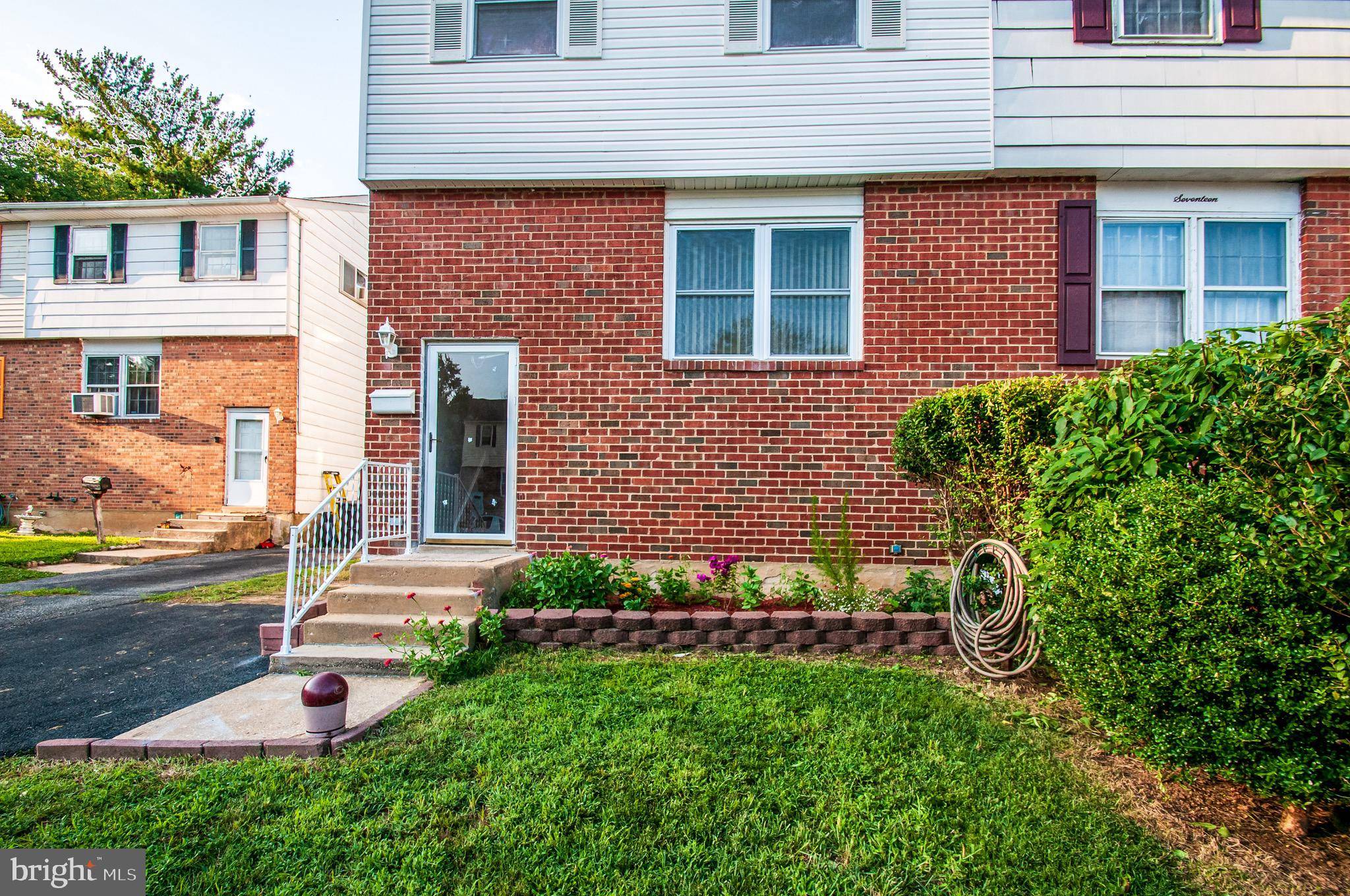 New Castle, DE 19720,15 BOOKER CIR