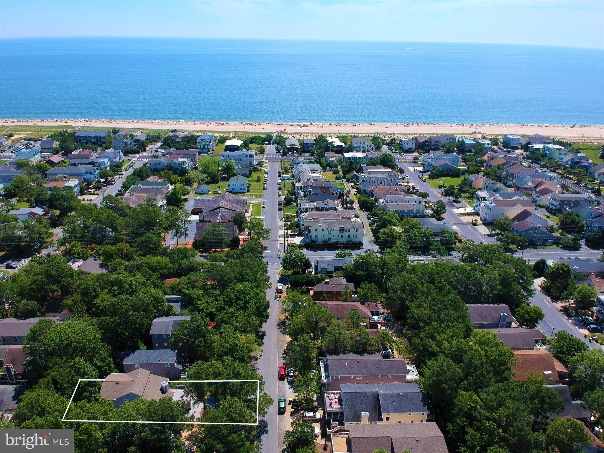 Bethany Beach, DE 19930,211 MAPLEWOOD ST