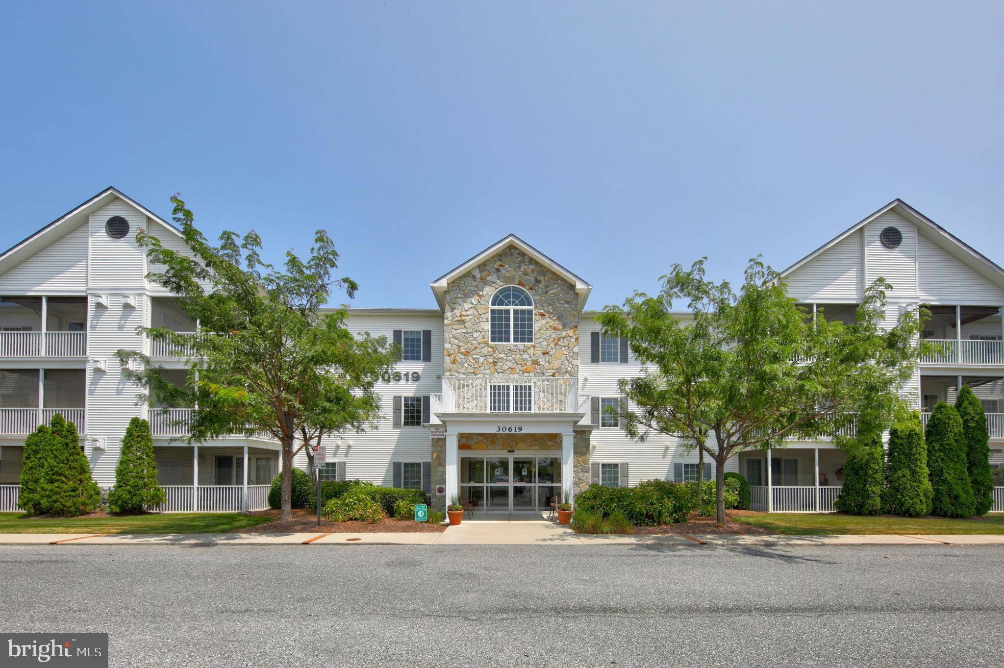 Ocean View, DE 19970,30619 CEDAR NECK RD #1306