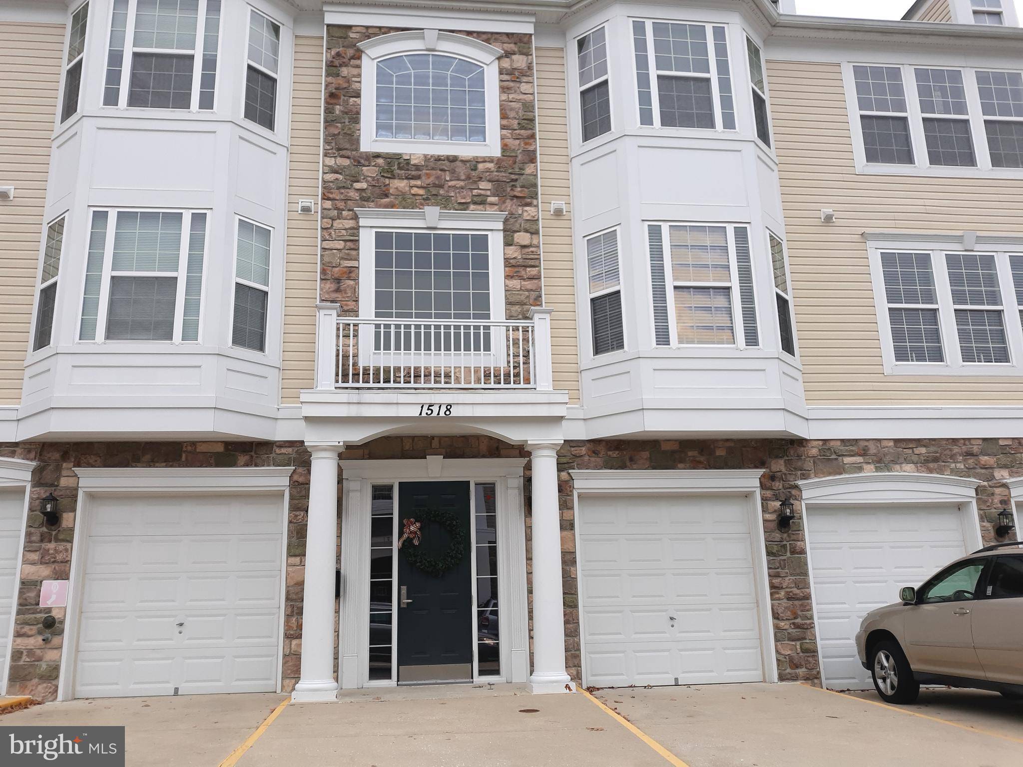 Annapolis, MD 21409,1518 ENYART WAY #12-303