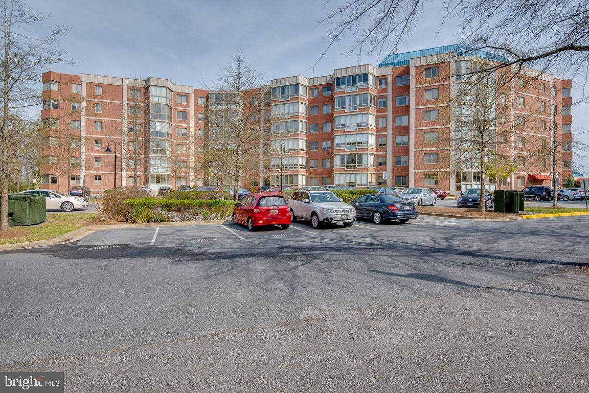 Annapolis, MD 21401,940 ASTERN WAY #203