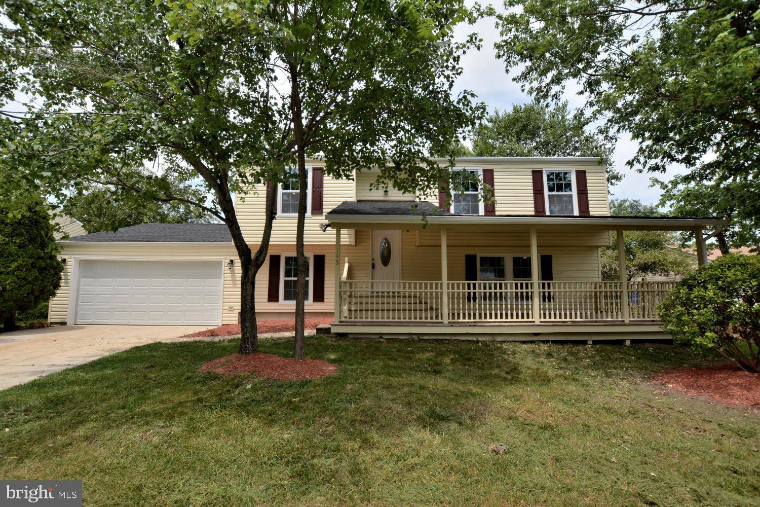 Waldorf, MD 20602,2195 NEVILLE CT