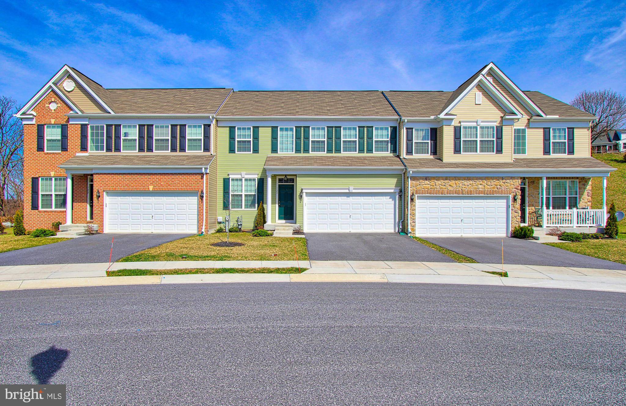 Westminster, MD 21157,120 GREENVALE MEWS DR #23