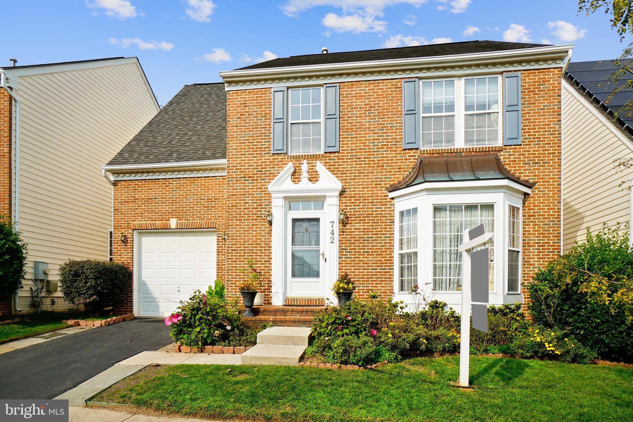 Gaithersburg, MD 20878,742 SUMMER WALK DR