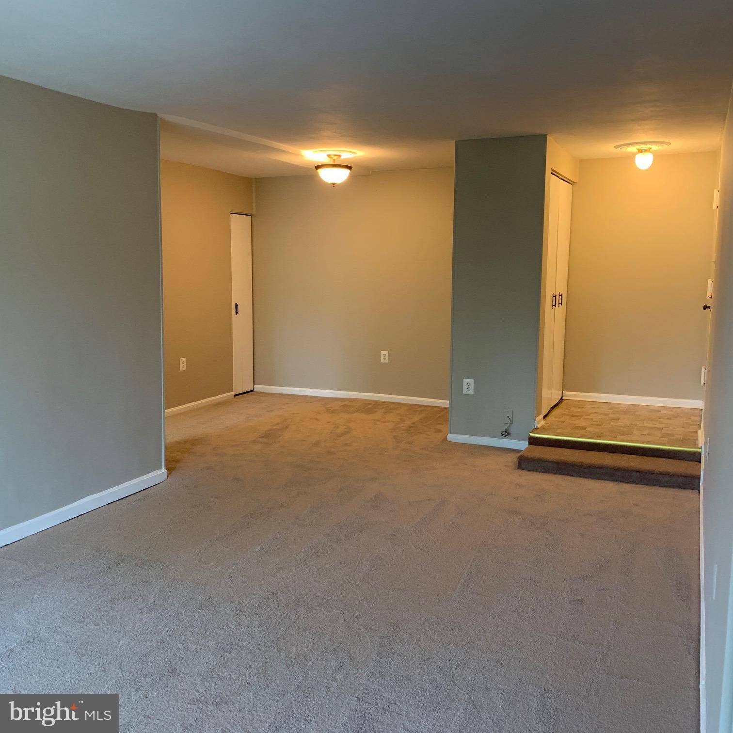 Gaithersburg, MD 20877,436 GIRARD ST #245