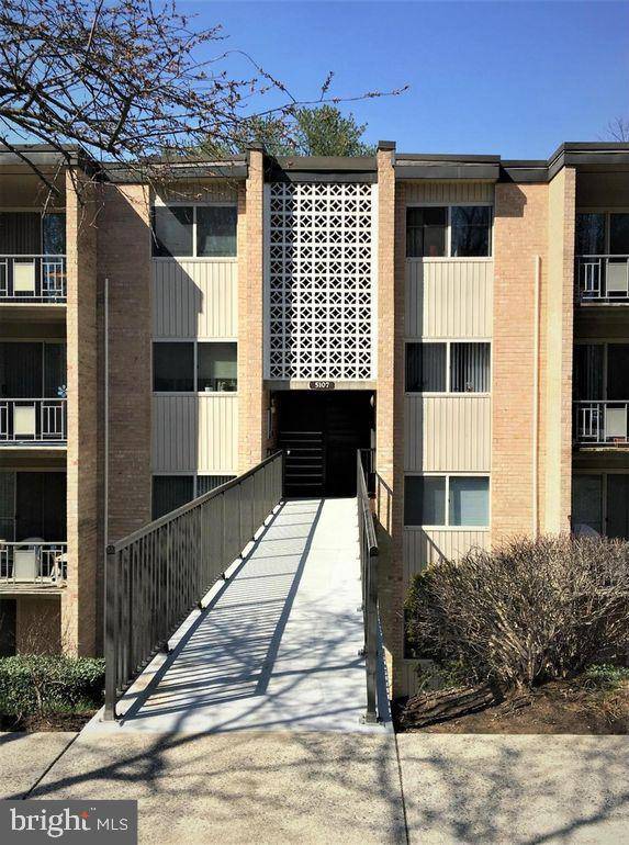 Rockville, MD 20852,5107 CROSSFIELD CT #306