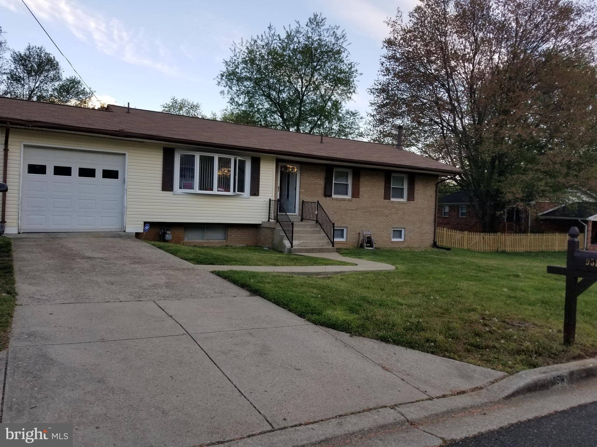 Clinton, MD 20735,9514 JULIETTE DR