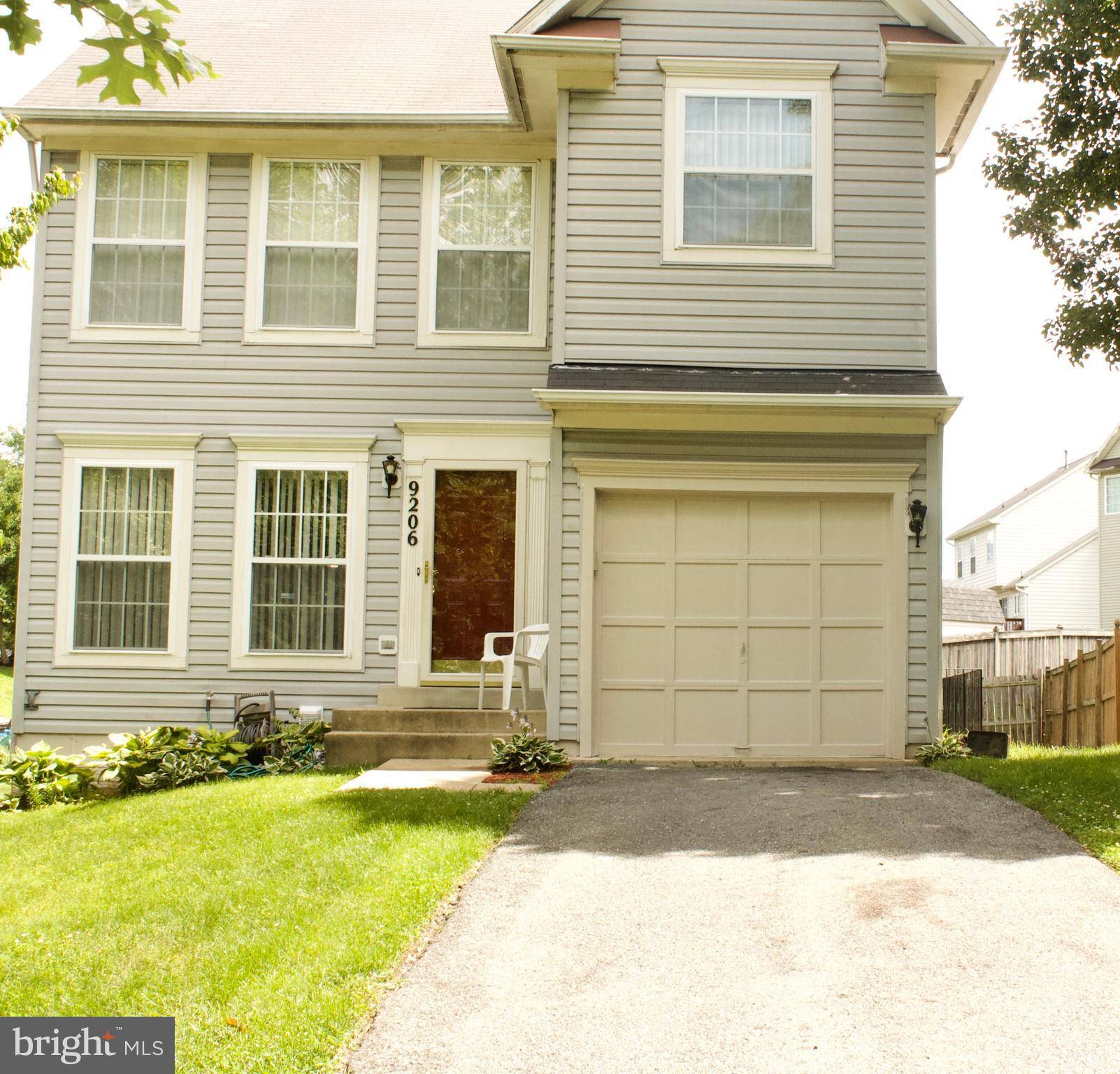 Clinton, MD 20735,9206 DRAWBRIDGE CT