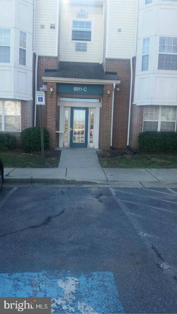 Upper Marlboro, MD 20774,8911 TOWN CENTER CIR #4-112