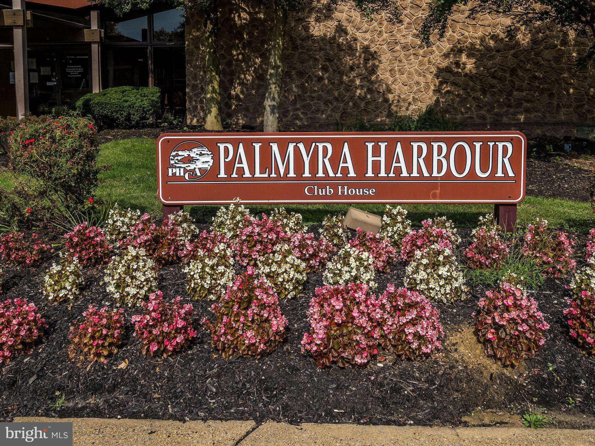 Palmyra, NJ 08065,1101 HARBOUR DR