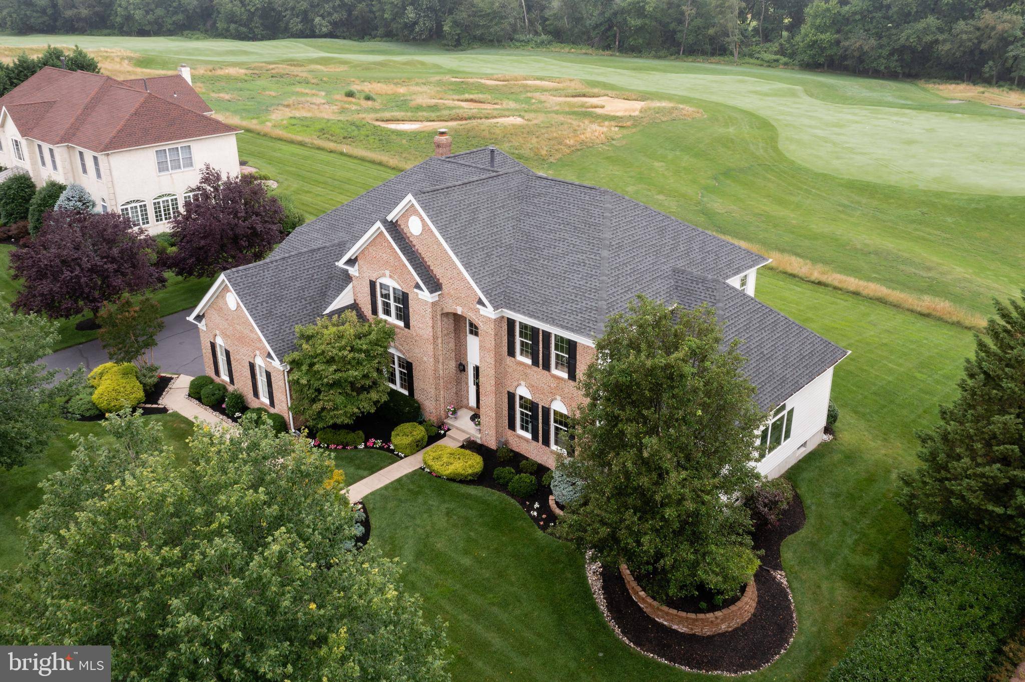 Moorestown, NJ 08057,237 COUNTRY CLUB DR