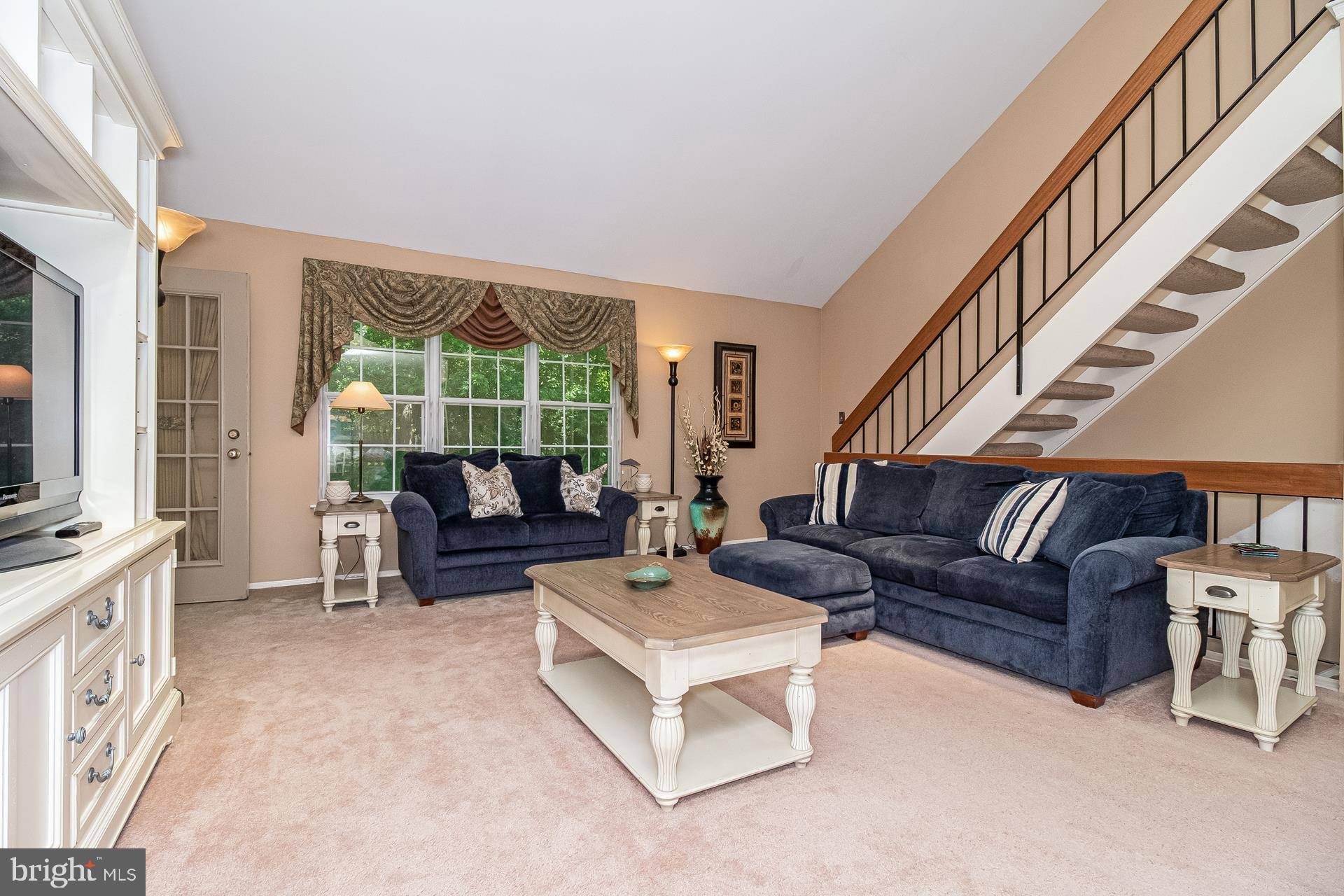 Mount Laurel, NJ 08054,906 RALSTON DR #B