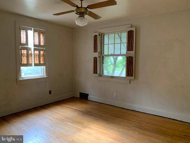 Vineland, NJ 08360,318 MOUNT VERNON ST