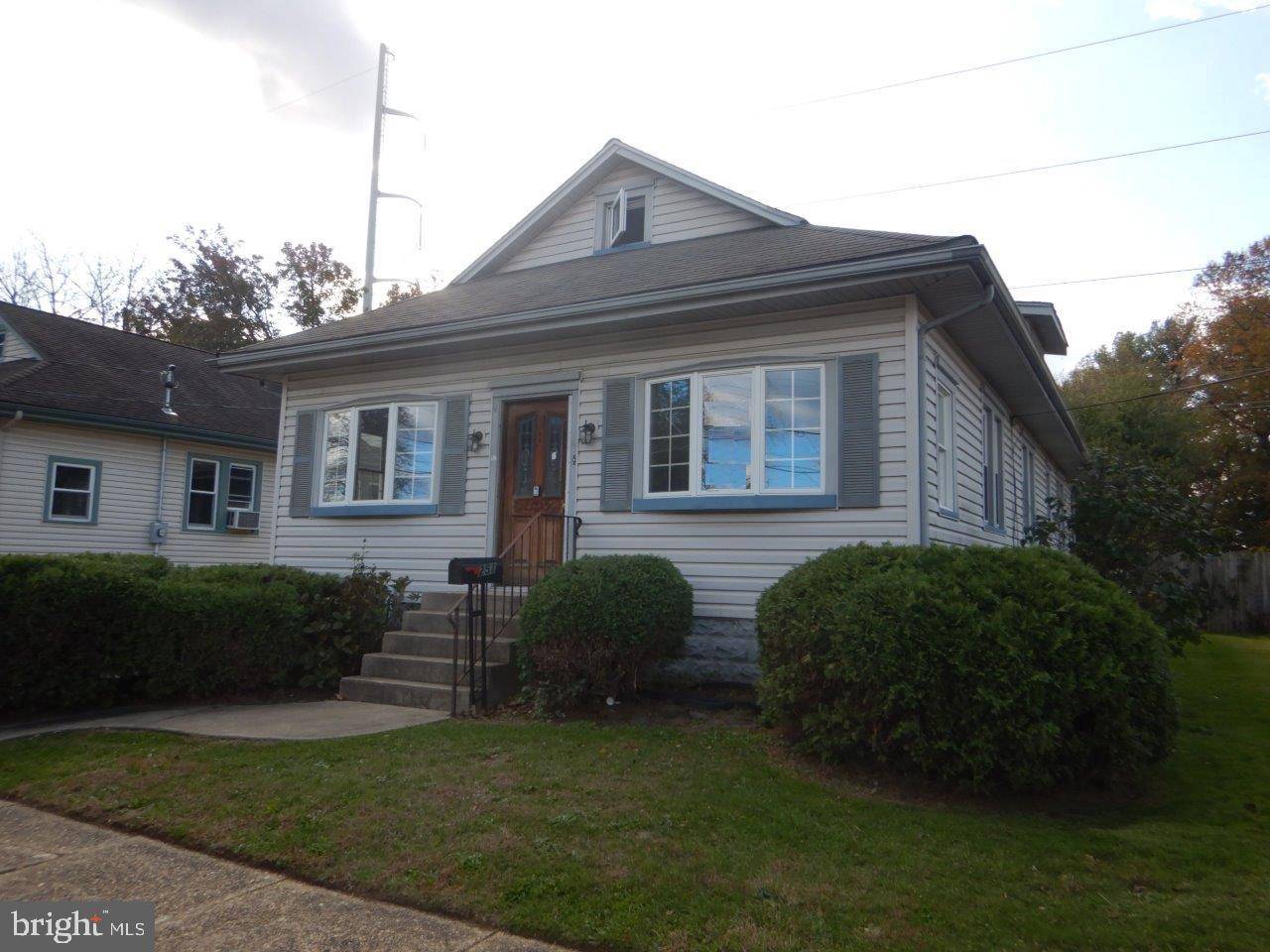 Mount Ephraim, NJ 08059,251 JAMES ST