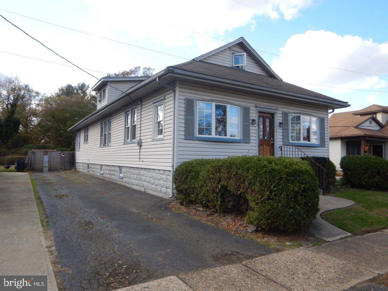 Mount Ephraim, NJ 08059,251 JAMES ST