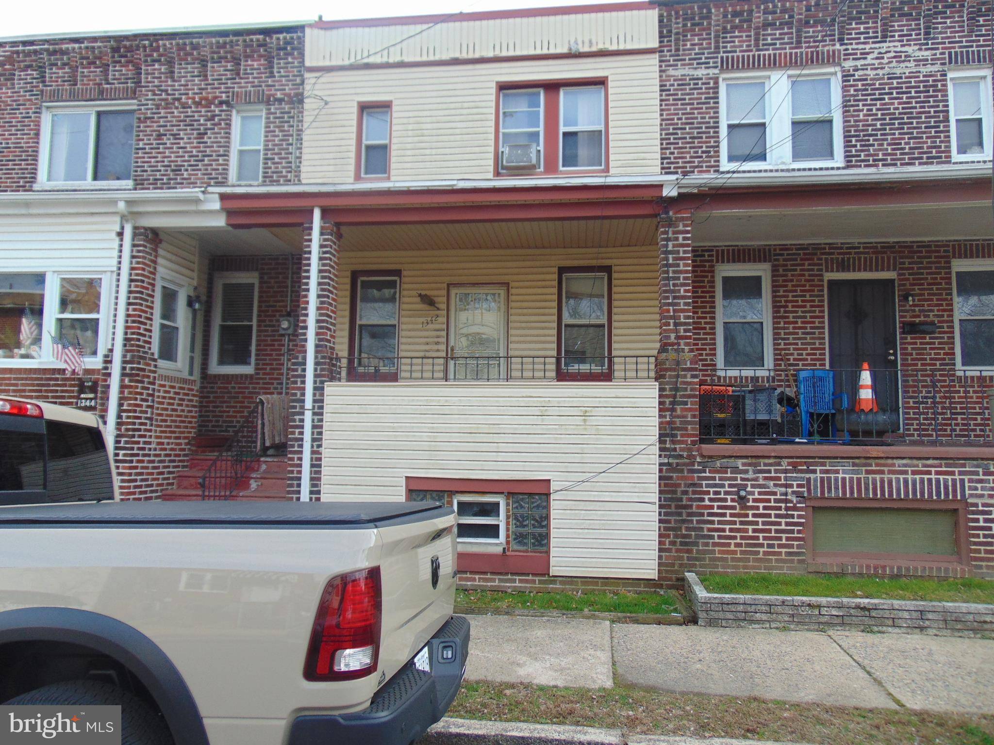 Camden, NJ 08104,1342 DAYTON ST