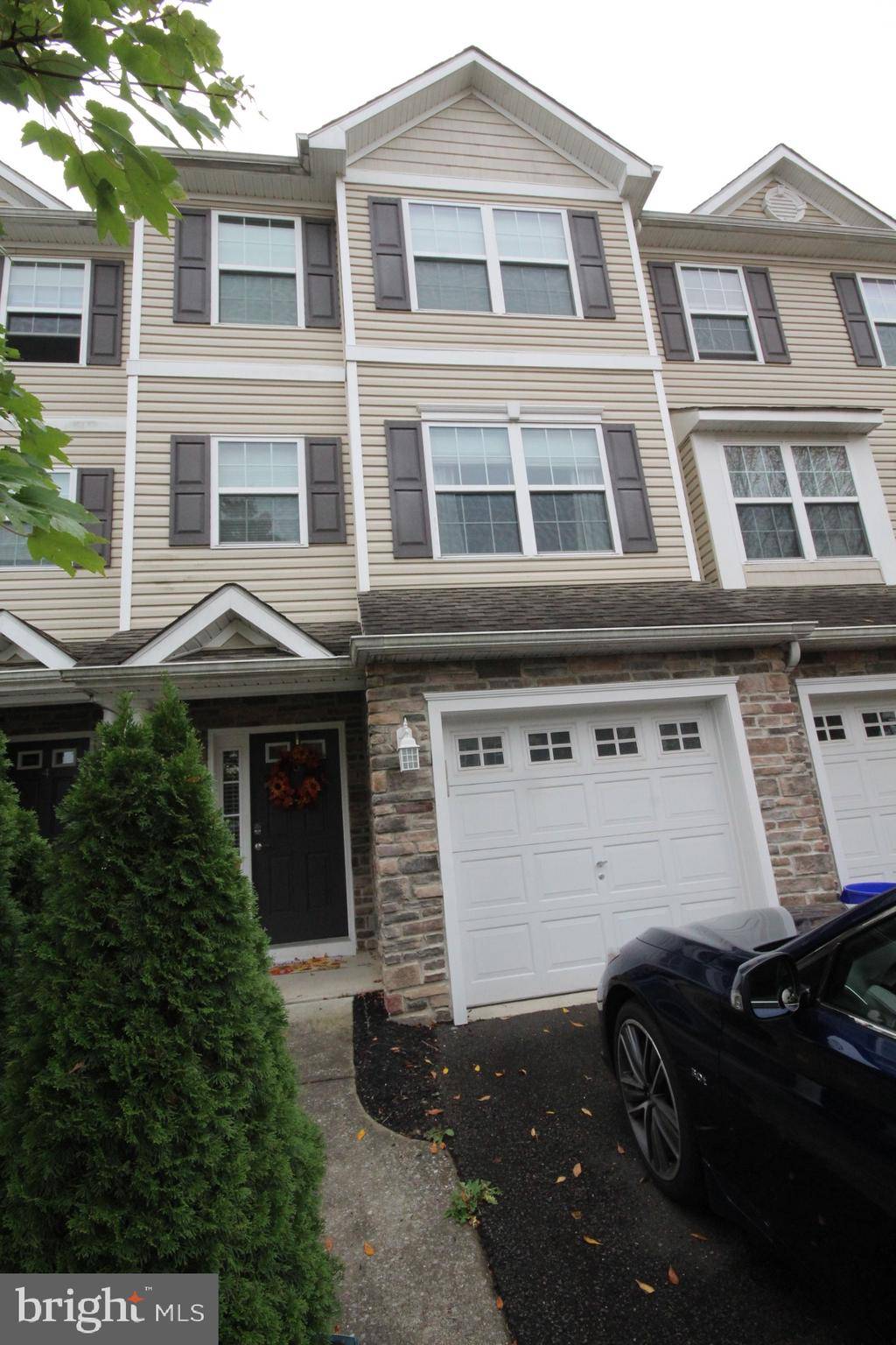 Mount Ephraim, NJ 08059,6 LUMBER LN