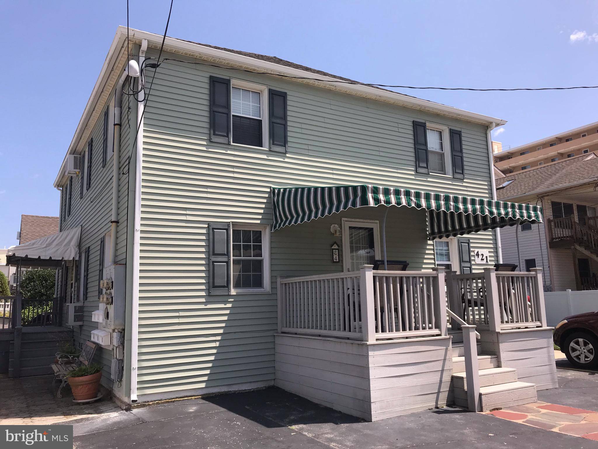 North Wildwood, NJ 08260,421 E 20TH AVE #2