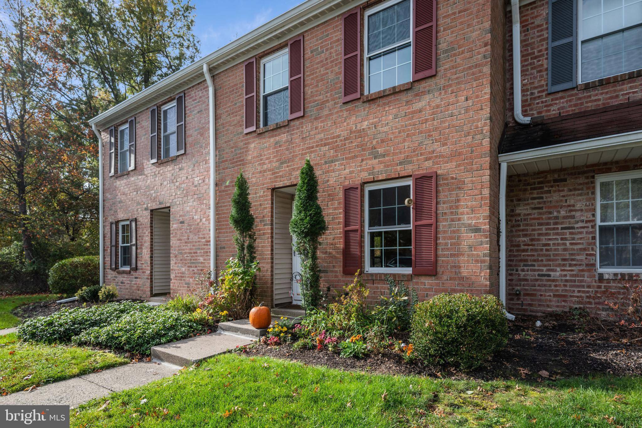 Lawrenceville, NJ 08648,52 VIBURNUM