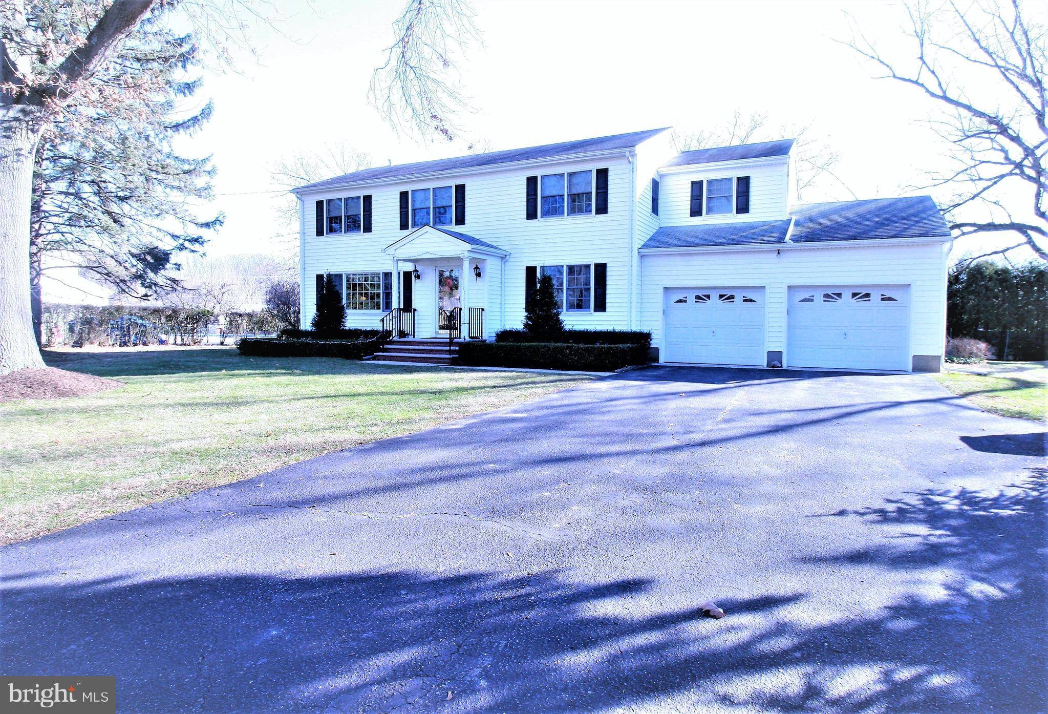 Freehold, NJ 07728,39 DUCHESS CT