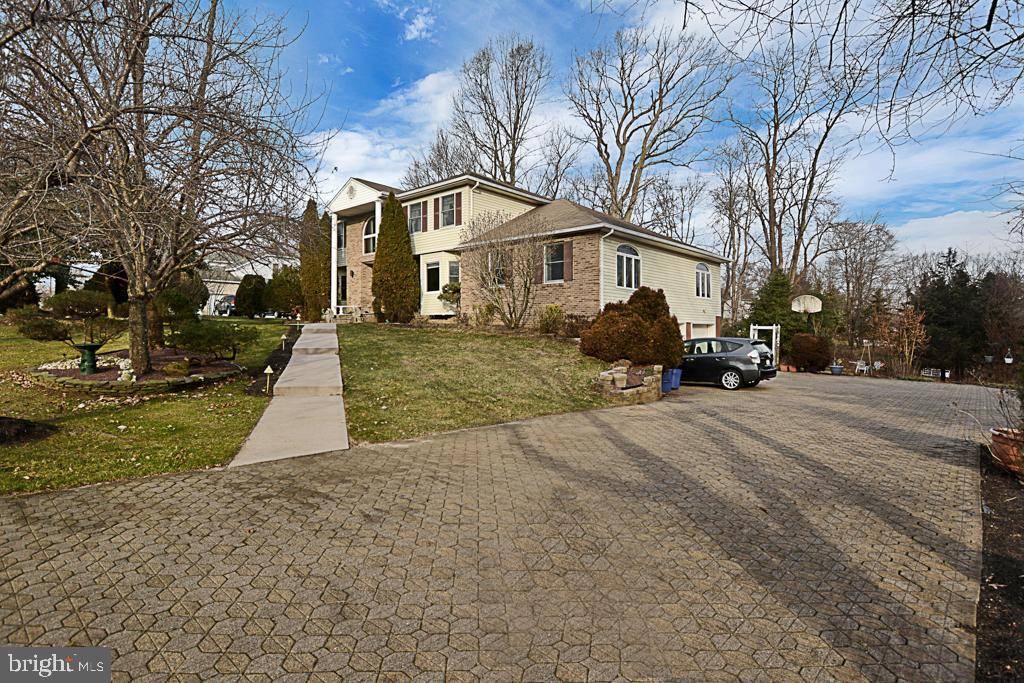 Monroe Township, NJ 08831,5 POLONIA CT