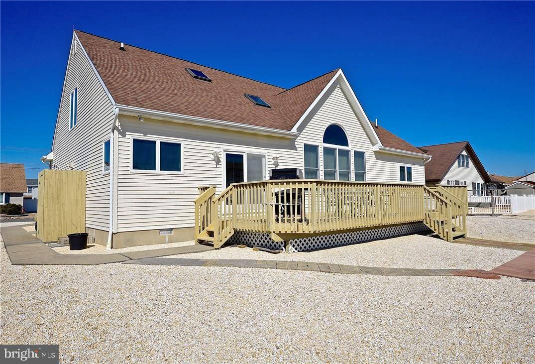 Forked River, NJ 08731,829 TILLER DR