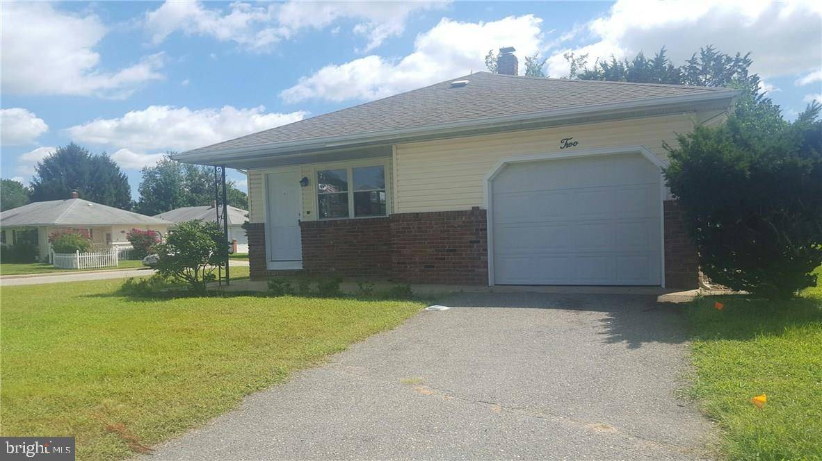 Toms River, NJ 08757,2 BOLANS CT