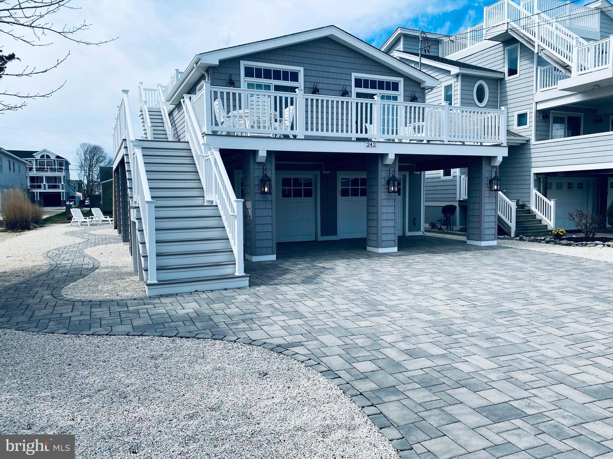 Surf City, NJ 08008,242 N 11TH ST