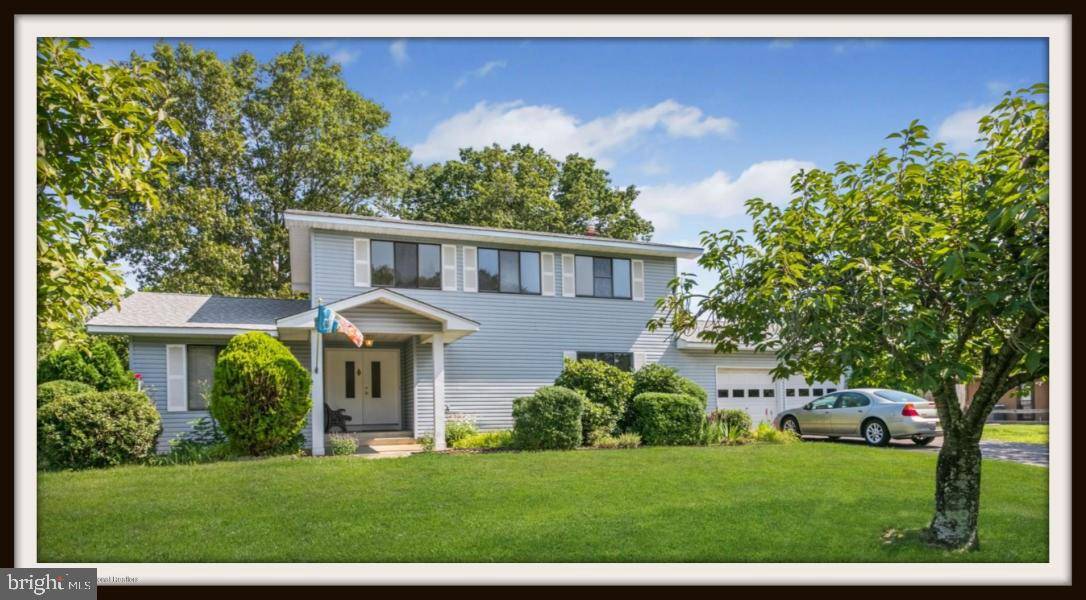 Toms River, NJ 08753,520 SHAWNEE DR