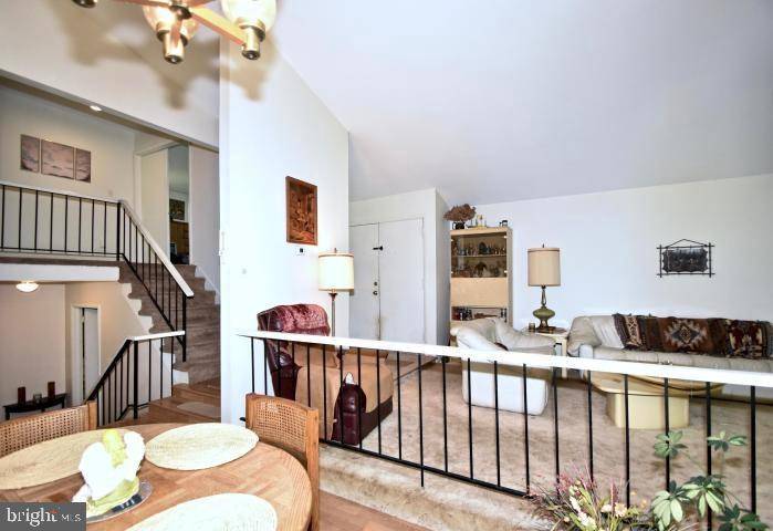 Jackson, NJ 08527,32 LONDON DR