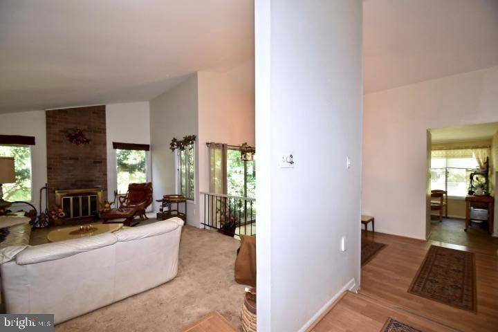 Jackson, NJ 08527,32 LONDON DR