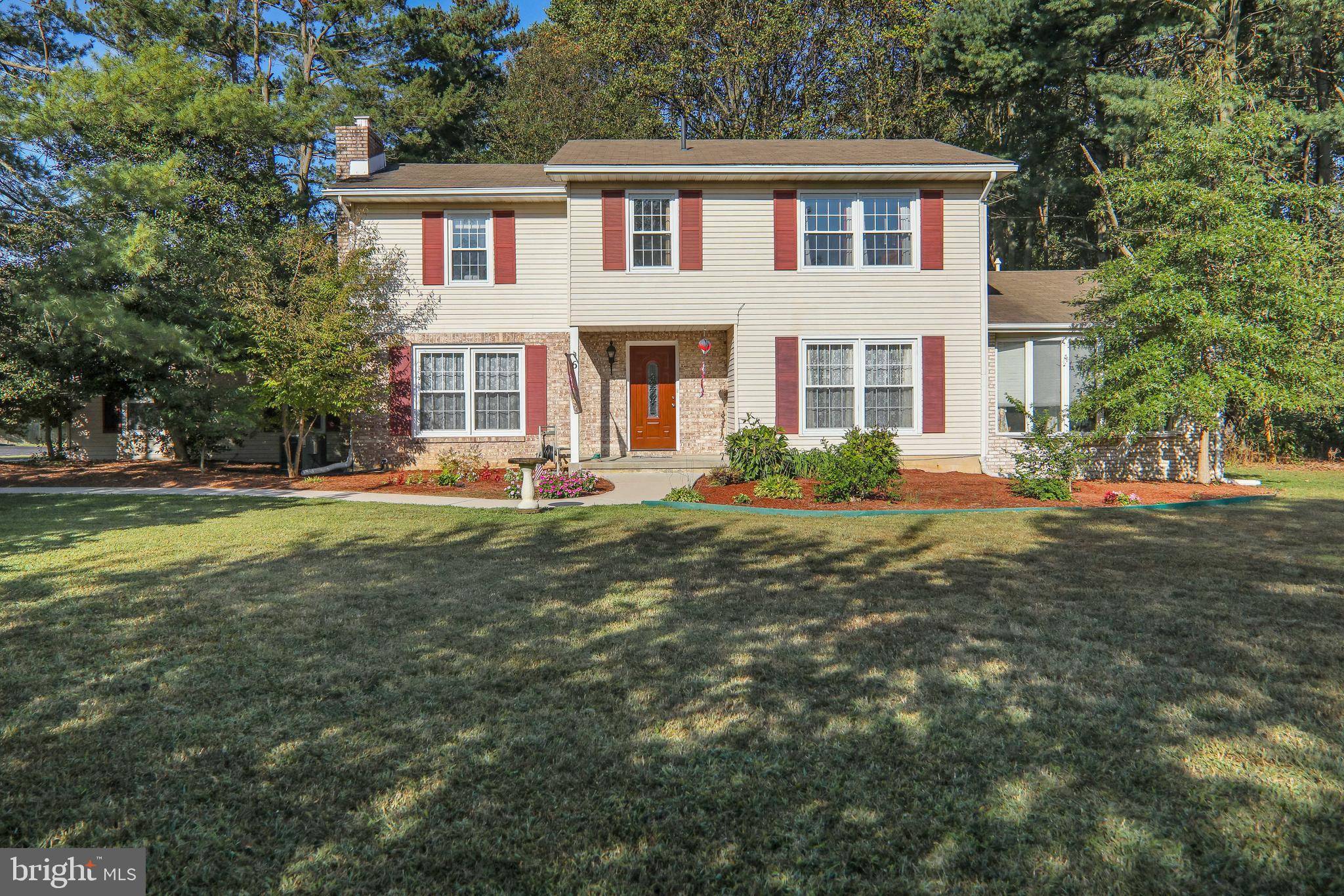 Pilesgrove, NJ 08098,6 WILLOW LN