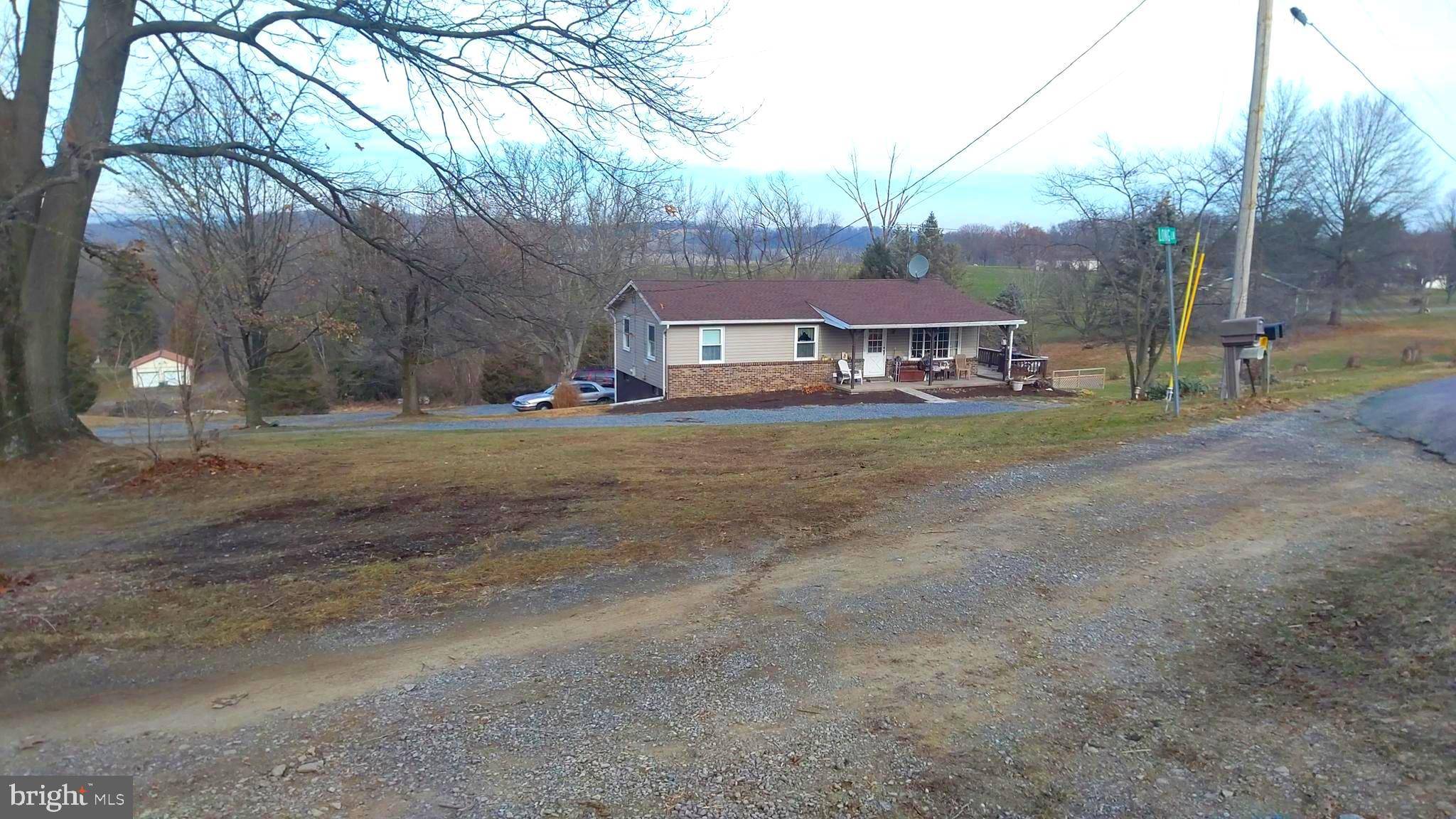 Wernersville, PA 19565,1 LONG LN