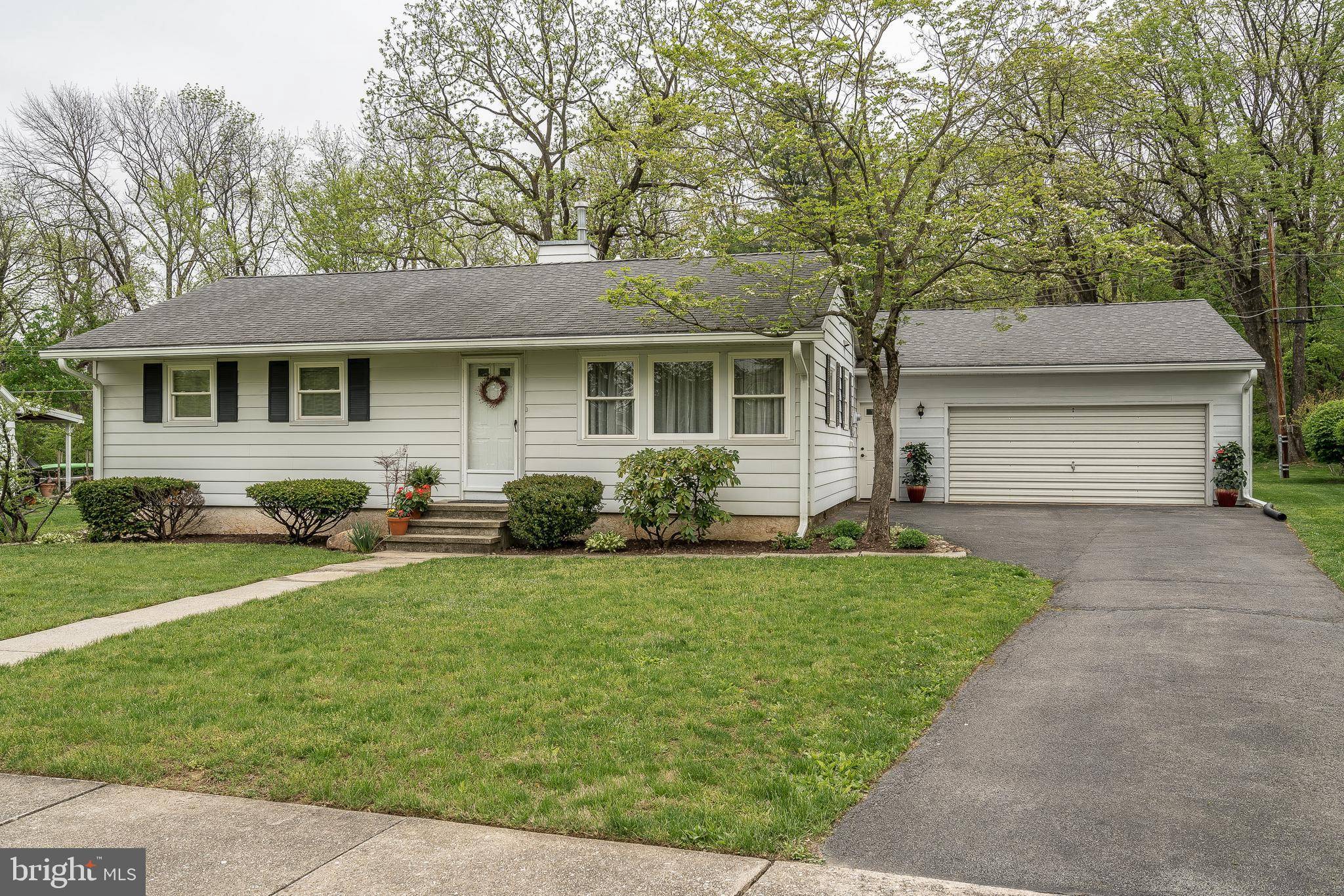 Reading, PA 19606,209 WOOD LN