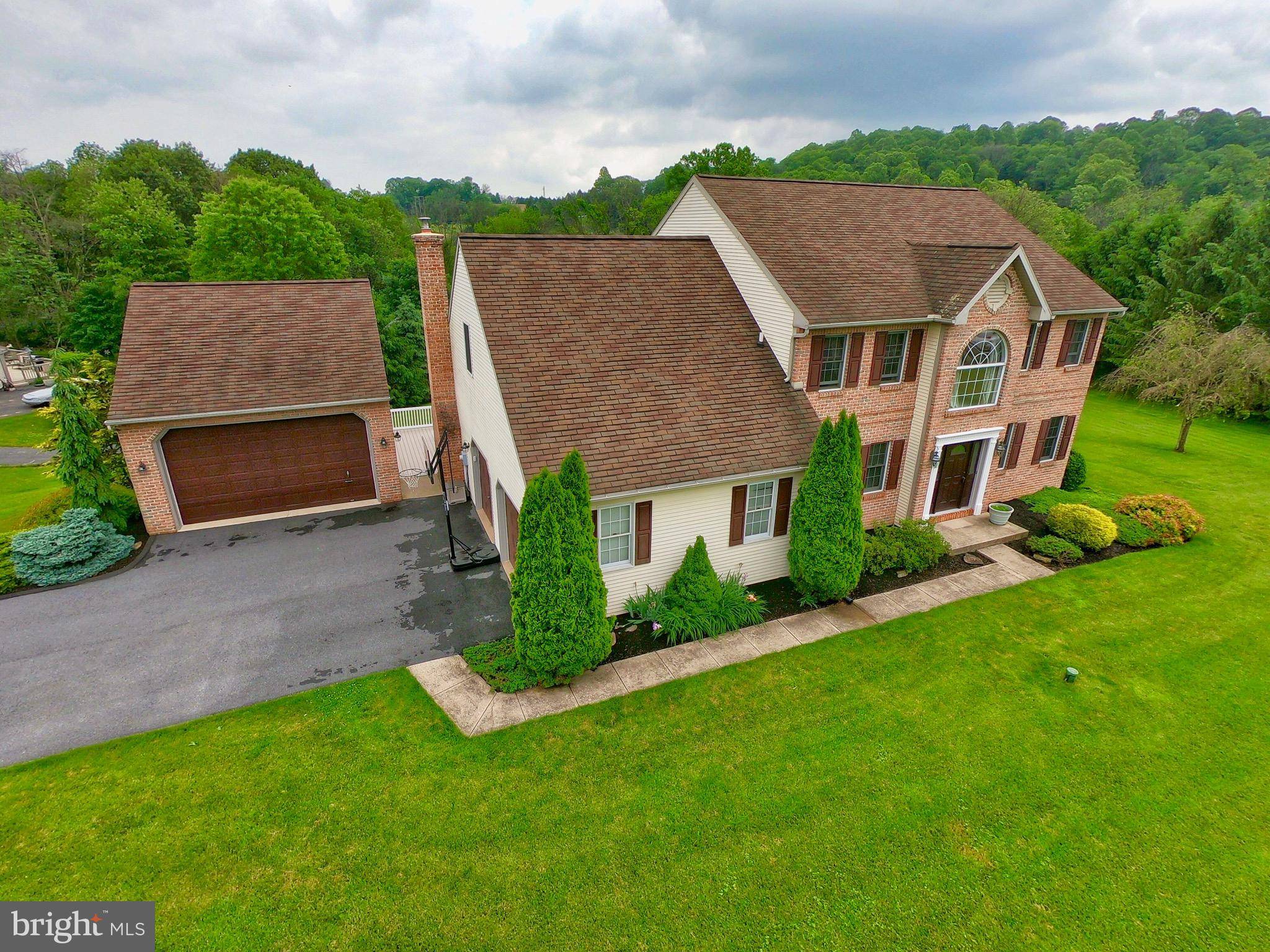 Wernersville, PA 19565,3 FOREST VIEW DR