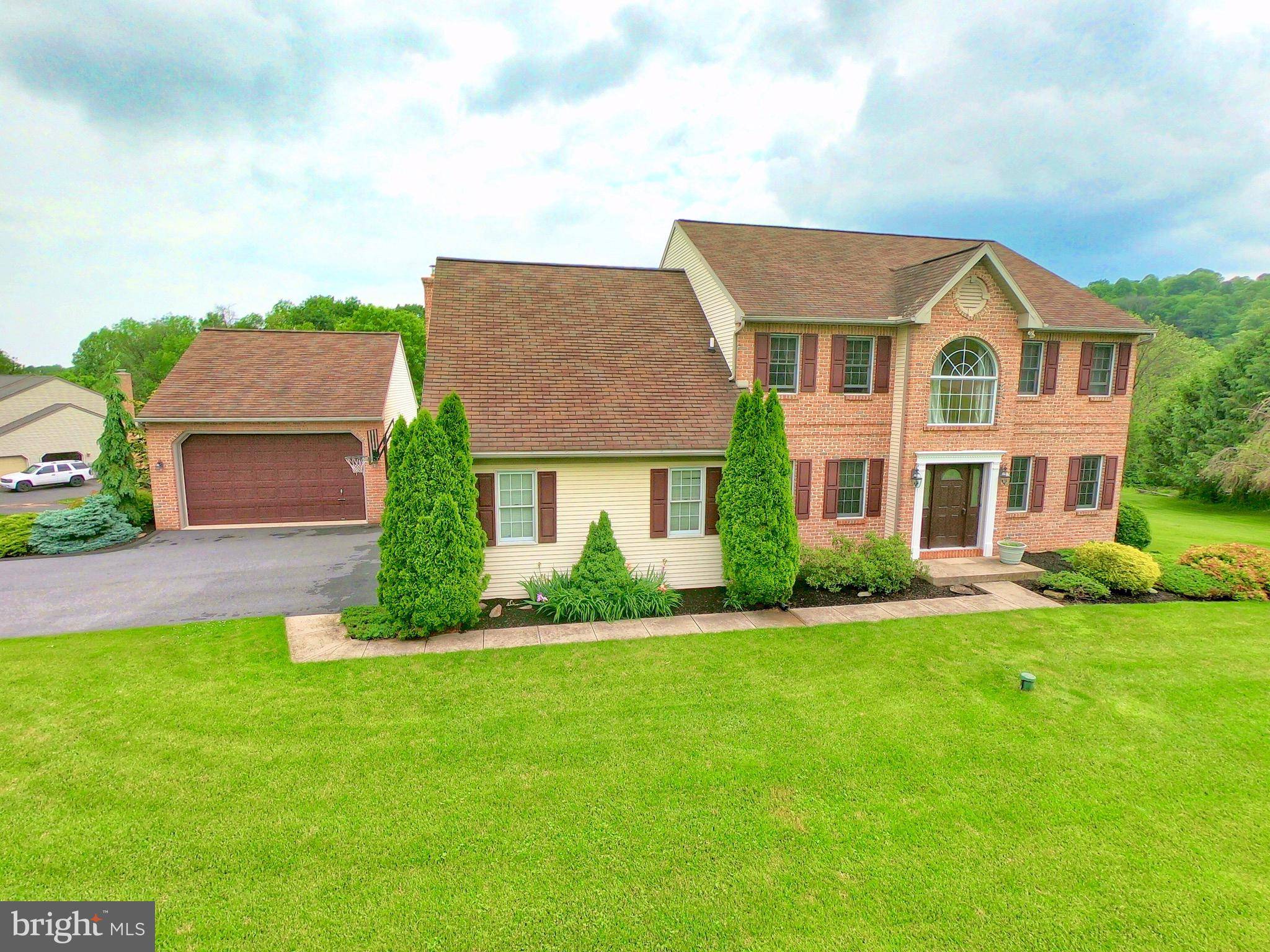 Wernersville, PA 19565,3 FOREST VIEW DR