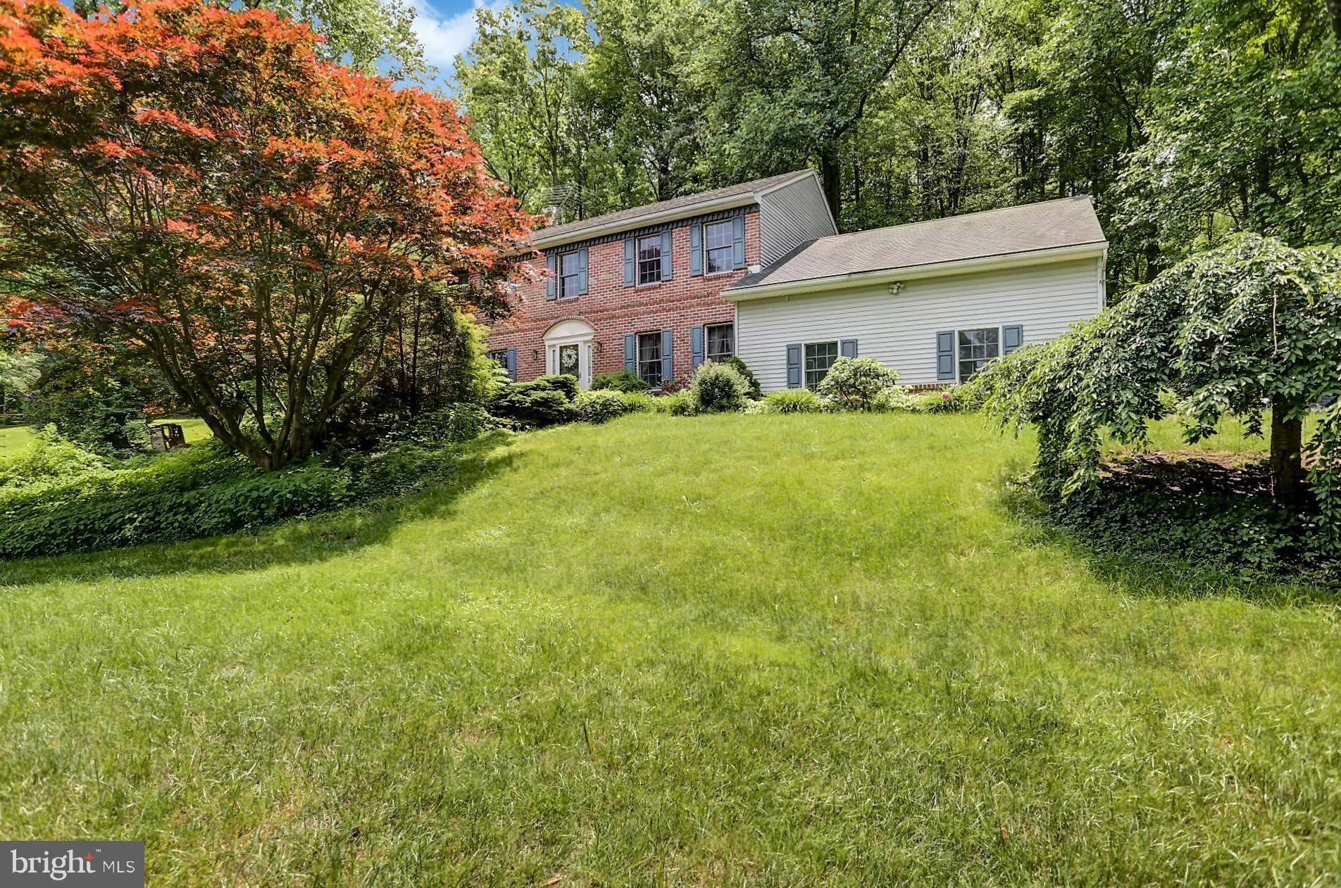 Mohnton, PA 19540,5 WOODLAND MANOR DR